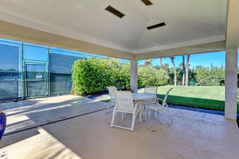 Condo in Palm Beach, Florida, 3 bedrooms  № 2146087 - photo 16