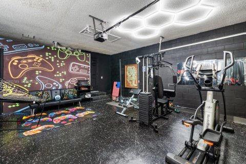 Купить виллу или дом в Киссимми, Флорида 3 комнаты, № 2023525 - фото 16