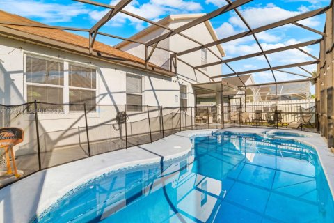 Купить виллу или дом в Киссимми, Флорида 3 комнаты, № 2023525 - фото 30