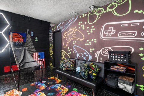 Купить виллу или дом в Киссимми, Флорида 3 комнаты, № 2023525 - фото 8