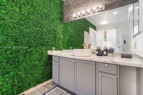 Купить виллу или дом в Киссимми, Флорида 3 комнаты, № 2023525 - фото 25