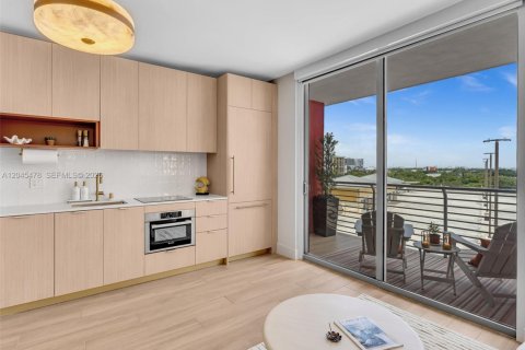 Condo in Miami, Florida № 2254008 - photo 11