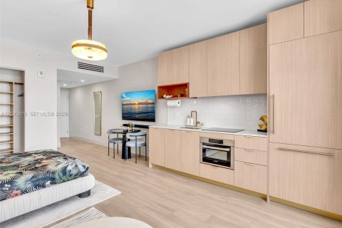 Condo in Miami, Florida № 2254008 - photo 14