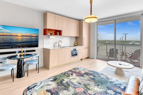Condo in Miami, Florida № 2254008 - photo 6