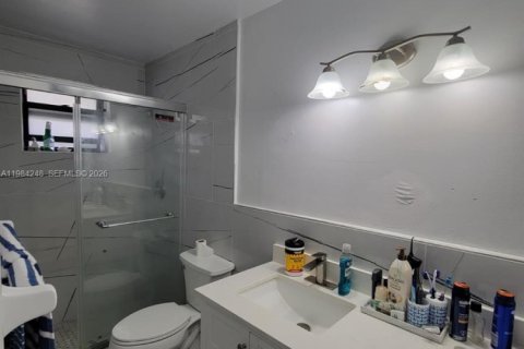 Снять в аренду таунхаус в Корал-Спрингс, Флорида 3 спальни, 130.06м2, № 2049510 - фото 26