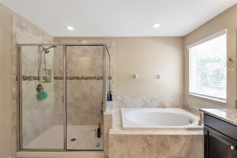 House in Wesley Chapel, Florida 5 bedrooms, 328.04 sq.m. № 2201939 - photo 26