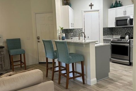 Condo in Palm Harbor, Florida, 1 bedroom  № 1608302 - photo 4