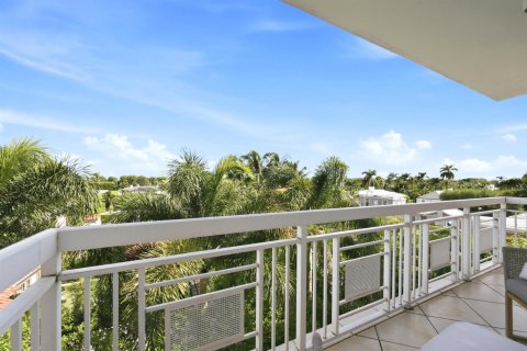 Copropriété à vendre à Palm Beach, Floride: 2 chambres, 113.34 m2 № 2387257 - photo 11
