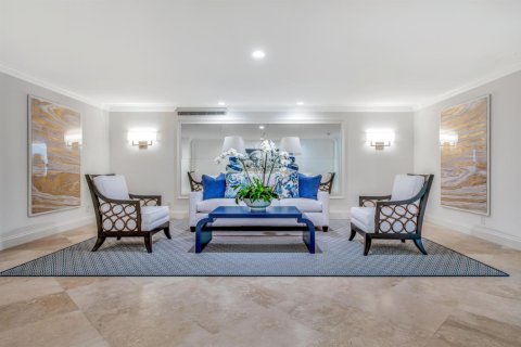 Copropriété à vendre à Palm Beach, Floride: 2 chambres, 113.34 m2 № 2387257 - photo 2