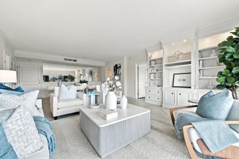 Copropriété à vendre à Palm Beach, Floride: 2 chambres, 113.34 m2 № 2387257 - photo 18