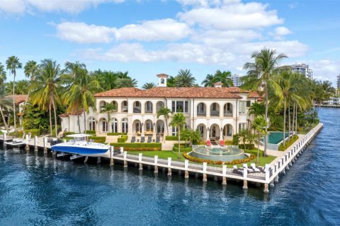 Villa ou maison à Fort Lauderdale, Floride 5 chambres, 961.07 m2 № 2082481
