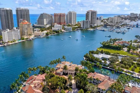 Villa ou maison à vendre à Fort Lauderdale, Floride: 5 chambres, 961.07 m2 № 2082481 - photo 6