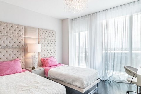 Condominio en venta en Hollywood, Florida, 3 dormitorios, 193.98 m2 № 2035442 - foto 10