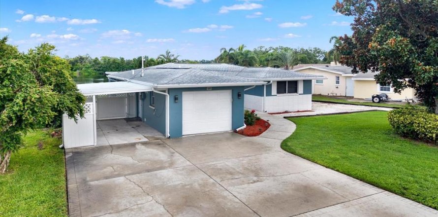 Villa ou maison à Seminole, Floride 3 chambres, 170.57 m2 № 2267322