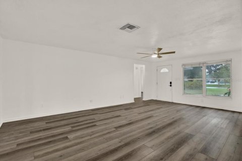 Villa ou maison à vendre à Seminole, Floride: 3 chambres, 170.57 m2 № 2267322 - photo 4