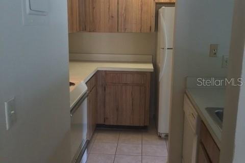 Condo in Deltona, Florida, 2 bedrooms № 2393841 - photo 3