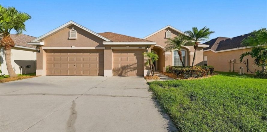 Villa ou maison à Ruskin, Floride 4 chambres, 215.25 m2 № 2426960