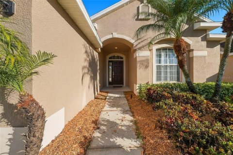 Villa ou maison à vendre à Ruskin, Floride: 4 chambres, 215.25 m2 № 2426960 - photo 4