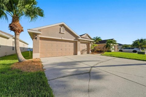 Villa ou maison à vendre à Ruskin, Floride: 4 chambres, 215.25 m2 № 2426960 - photo 2