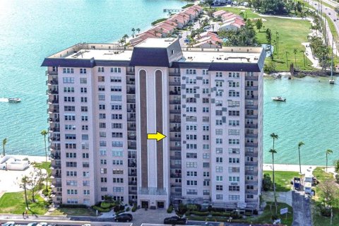 Condominio en venta en Saint Petersburg, Florida, 2 dormitorios, 109.16 m2 № 1515606 - foto 2