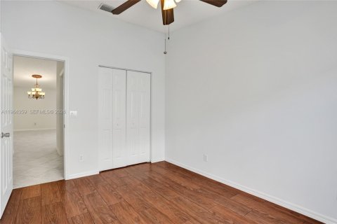 Casa en alquiler en Miramar, Florida, 4 dormitorios, 182.55 m2 № 2026017 - foto 16