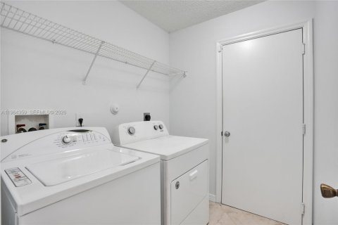 Casa en alquiler en Miramar, Florida, 4 dormitorios, 182.55 m2 № 2026017 - foto 20