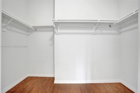 Casa en alquiler en Miramar, Florida, 4 dormitorios, 182.55 m2 № 2026017 - foto 18