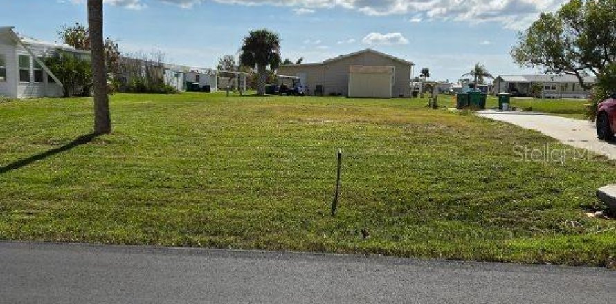 Land in Englewood, Florida № 1420585
