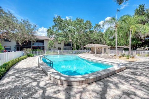 Condo in Sarasota, Florida, 2 bedrooms  № 1912885 - photo 3
