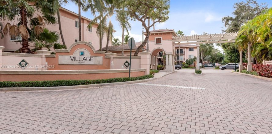 Condo in Fort Lauderdale, Florida, 2 bedrooms № 1897065