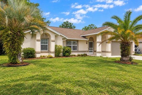 Villa ou maison à louer à Deltona, Floride: 3 chambres, 160.81 m2 № 2379594 - photo 3