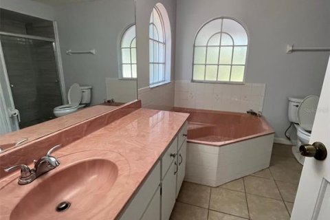 Villa ou maison à louer à Deltona, Floride: 3 chambres, 160.81 m2 № 2379594 - photo 27