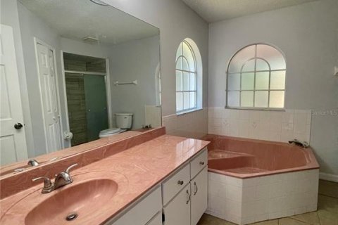 Villa ou maison à louer à Deltona, Floride: 3 chambres, 160.81 m2 № 2379594 - photo 26