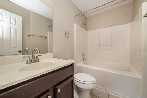 Casa en alquiler en Wesley Chapel, Florida, 3 dormitorios, 110.55 m2 № 2284783 - foto 10