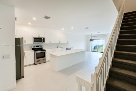 Casa en venta en Homestead, Florida, 3 dormitorios, 164.62 m2 № 1973969 - foto 7