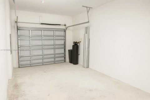 Casa en venta en Homestead, Florida, 3 dormitorios, 164.62 m2 № 1973969 - foto 14