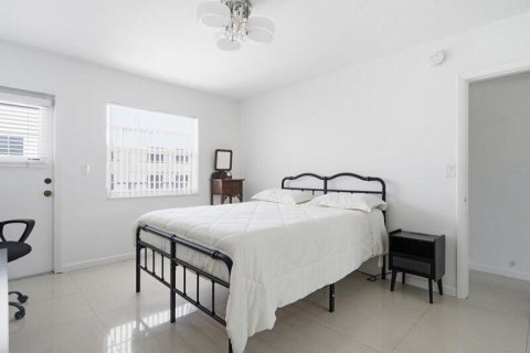 Copropriété à louer à Miami Beach, Floride: 1 chambre, 54.81 m2 № 2305540 - photo 8