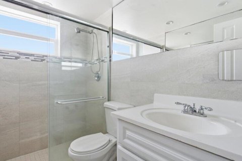 Copropriété à louer à Miami Beach, Floride: 1 chambre, 54.81 m2 № 2305540 - photo 11