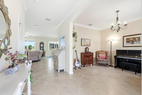 House in Venice, Florida 4 bedrooms, 242.38 sq.m. № 2093303 - photo 3