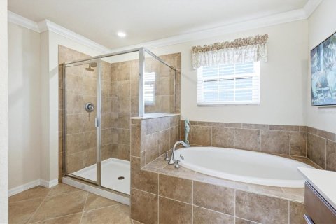 House in Venice, Florida 4 bedrooms, 242.38 sq.m. № 2093303 - photo 29