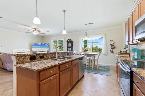 House in Venice, Florida 4 bedrooms, 242.38 sq.m. № 2093303 - photo 18
