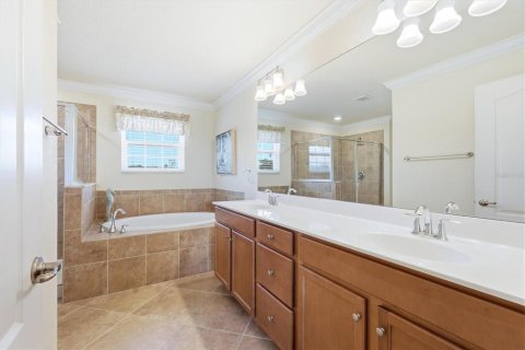 House in Venice, Florida 4 bedrooms, 242.38 sq.m. № 2093303 - photo 30