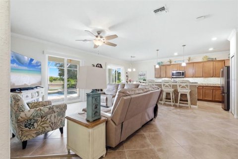 House in Venice, Florida 4 bedrooms, 242.38 sq.m. № 2093303 - photo 7