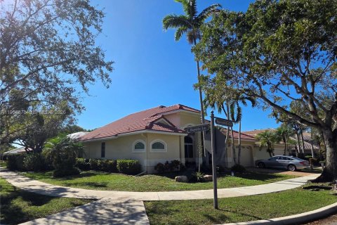 Villa ou maison à Weston, Floride 5 chambres, 242.01 m2 № 2009625