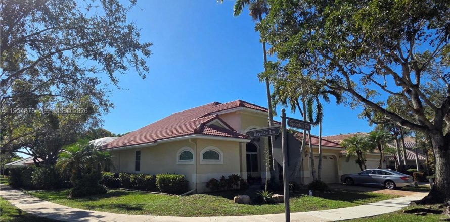 Villa ou maison à Weston, Floride 5 chambres, 242.01 m2 № 2009625
