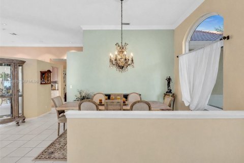 Купить виллу или дом в Уэстон, Флорида 5 спален, 242.01м2, № 2009625 - фото 5