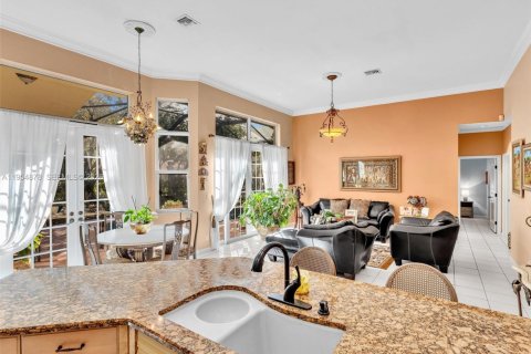 Купить виллу или дом в Уэстон, Флорида 5 спален, 242.01м2, № 2009625 - фото 21