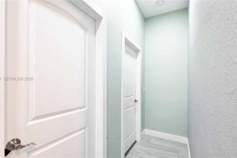 Casa en venta en Clewiston, Florida, 3 dormitorios, 204.38 m2 № 2027344 - foto 23