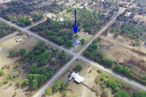 Casa en venta en Clewiston, Florida, 3 dormitorios, 204.38 m2 № 2027344 - foto 4