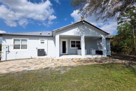 Casa en venta en Clewiston, Florida, 3 dormitorios, 204.38 m2 № 2027344 - foto 6